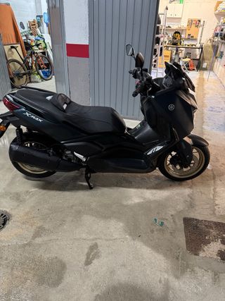Yamaha XMAX 300 Tech MAX 2023