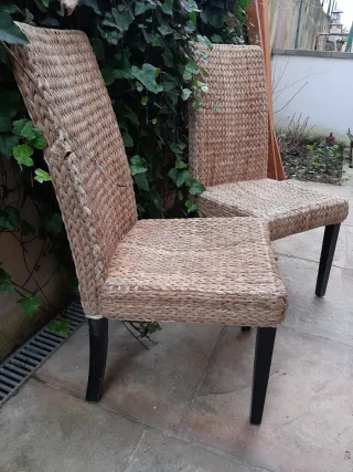 Juego de 2 sillas de comedor de mimbre