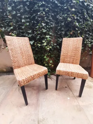 Juego de 2 sillas de comedor de mimbre