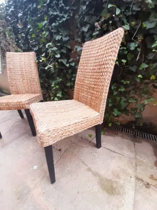 Juego de 2 sillas de comedor de mimbre