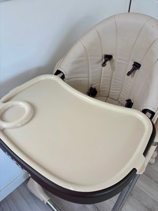 Trona bebé color beige