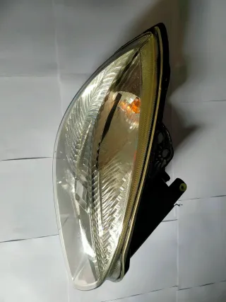 Faros Delanteros Skoda Fabia 2007-2009