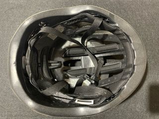 Casco ABUS Wingback L Carretera Gris