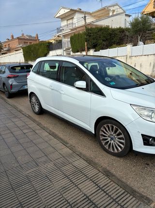 Ford Grand C-MAX TITANIUM 2014