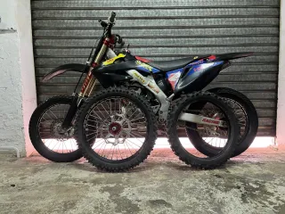 Honda CRF 250 cross / flat track