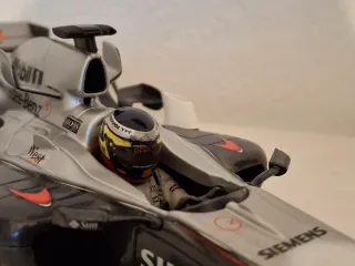 McLaren Mercedes West MP4-20 F1 2005 Hot Wheels