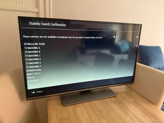 Televisor Panasonic 43 Negro y Plata