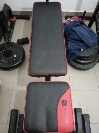 Discos de pesa y utilidades para gimnasio