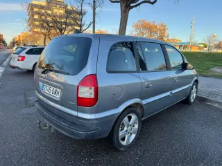 Opel Zafira 2005
