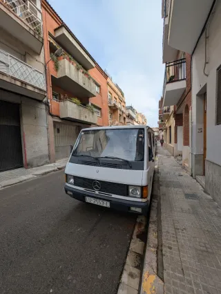 Mercedes-Benz MB  1989