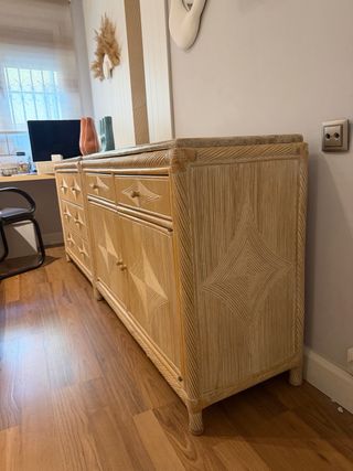 Cómoda de madera y ratan (BANYERES DE MARIOLA)