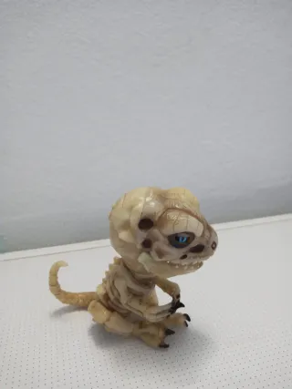 Dinosaurio esqueleto juguete