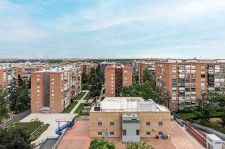 Local comercial en venta en Santa Eugenia en Madrid