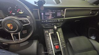 PORSCHE MACAN -