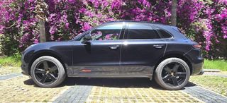 PORSCHE MACAN -
