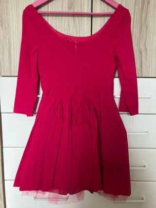 Vestido fiesta fucsia con pedrería