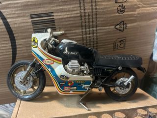 Moto Guzzi Le Mans 1000 Réplica