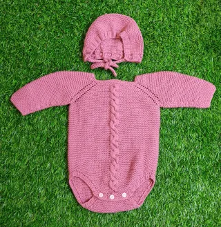 Pelele y gorrito lana rosa bebé