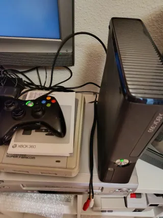 Xbox 360 Kinect + 2 Mandos + Giochi