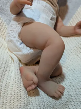 Bebé Reborn Sam Realista Económico Muñeca Niña