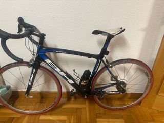 Bicicleta BH Negra y Azul
