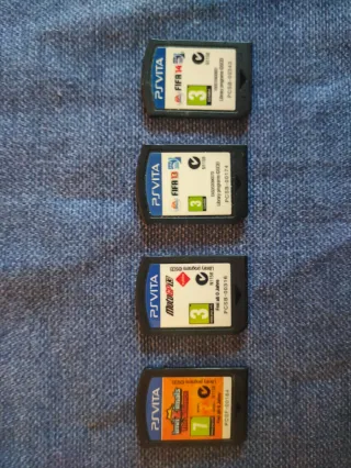 PSP 1004 blanca con accesorios y juegos