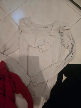 Lote 3 jerséis: negro, rojo, blanco