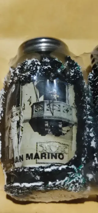 Salero y pimentero San Marino