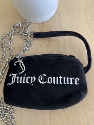 Pochette Juicy Couture nera con catena