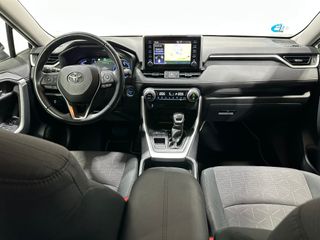 Toyota RAV4 220H Advance
