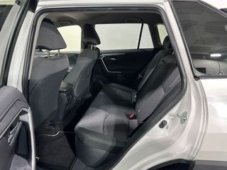 Toyota RAV4 220H Advance