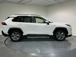 Toyota RAV4 220H Advance