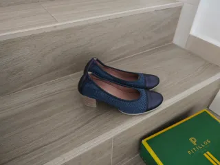 Zapatos de piel tacón bajo Pitillos núm 37