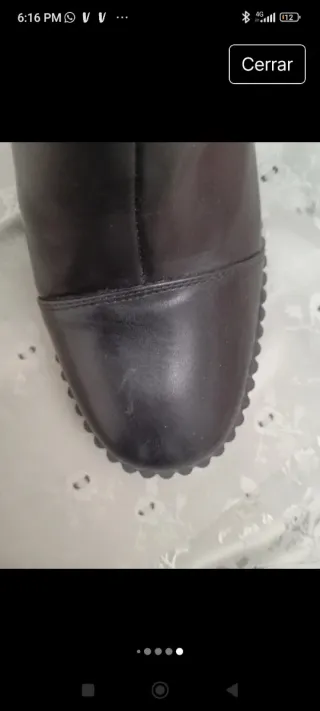 Botines altos negros