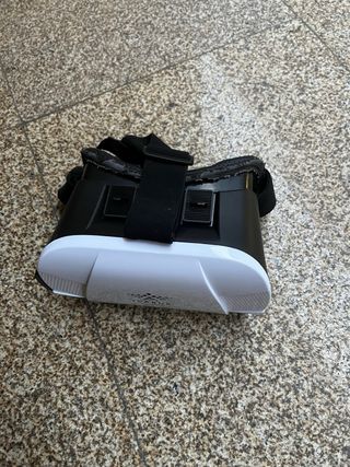 Gafas VR con almohadilla levantada