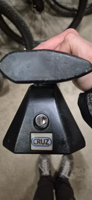 Barras de techo Cruz