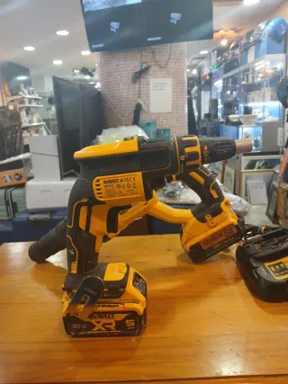 Atornillador pladur y martillo Dewalt 18V