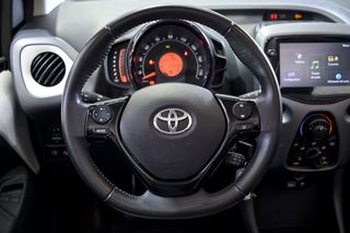 Toyota Aygo  1.0 X-Play