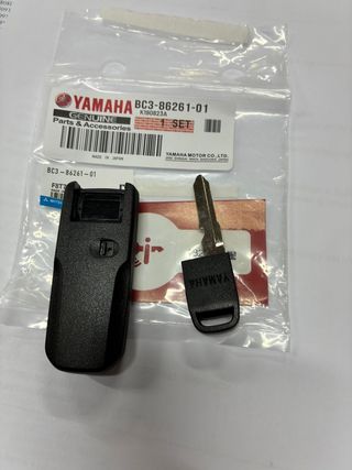 Chiave per Yamaha Tmax dal modello 2015 al 2026