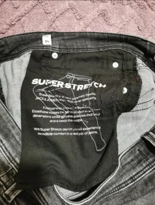 Pantalones grises Jack&Jones rotos