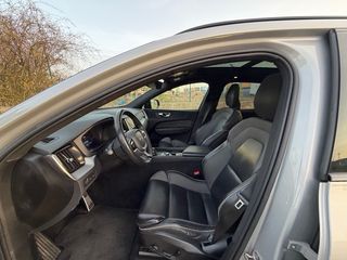 Volvo XC60 2.0 T6 AWD R-design 2021
