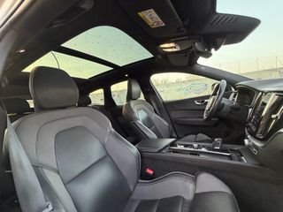 Volvo XC60 2.0 T6 AWD R-design 2021
