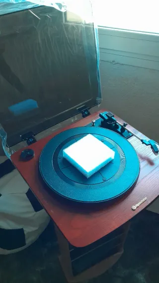 Tocadiscos Vintage Roadstar a estrenar.