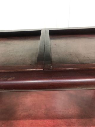 Camarera Antigua de Madera