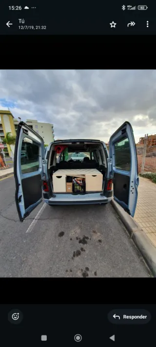 Peugeot Partner 2004 con mueble camper