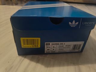 Adidas Samba floral Talla 38. Precio negociable.