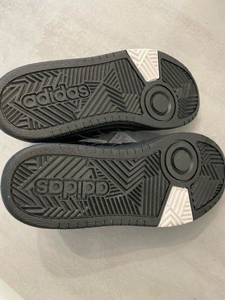 Zapatillas Adidas niño talla 35