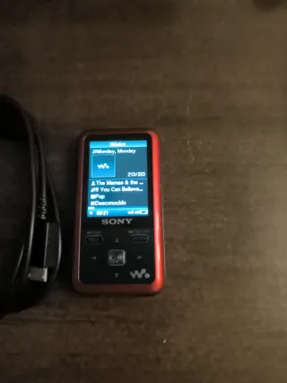 Reproductor MP3 Sony Rojo 2Gb