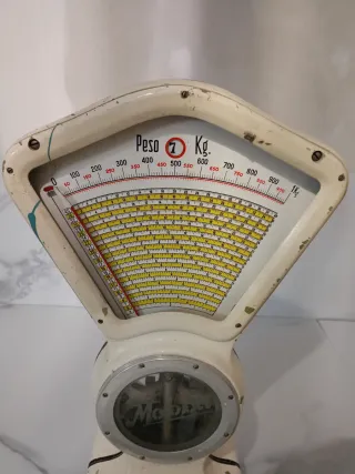 Báscula antigua coleccionista