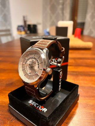 Sector Traveller GMT R3251504001 pelle